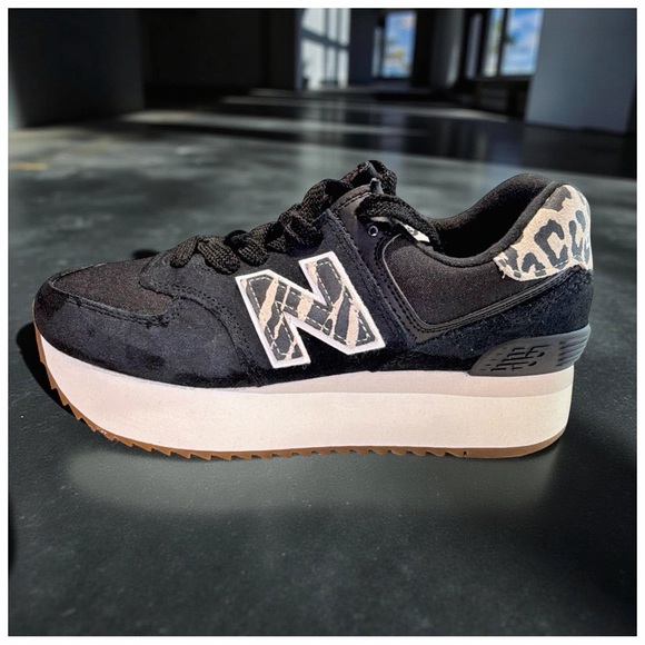 New Balance Platform Sneakers Black w
Leopard Detail | Women's Athleisure - Picture 13 of 17